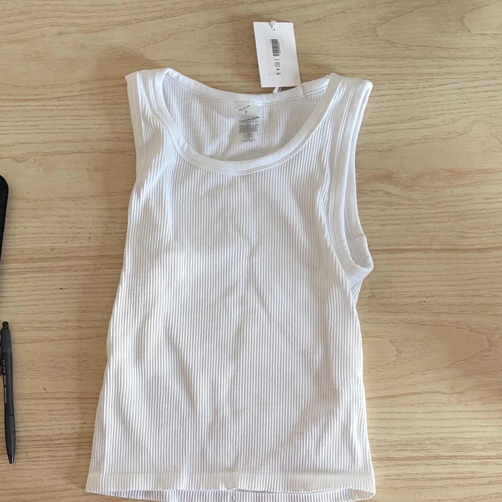 Aritzia Sunday Best White Ribbed Tank Top